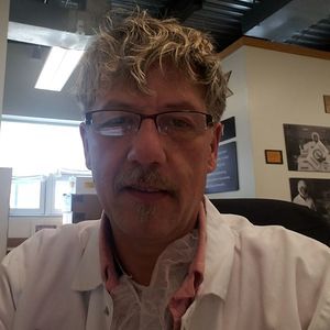 Meet your Posher, Stefan